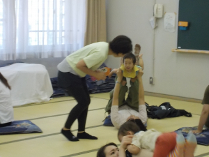 親子体操・吉岡