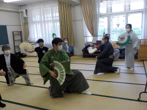 山水流舞踊の様子