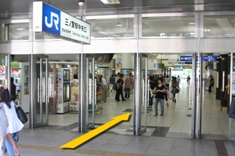 JR新神戸駅から（地下鉄経由）からポートライナー乗り場までの案内9