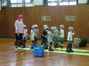 安床栄人さんのインラインスケート体験教室の様子